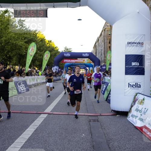 01.09.2024 - BARMER Alsterlauf Kathrin Stürmer Photography http://msf.ph/oto/6969849 01.09.2024 09:56:17 Ziel 2317, 2319, 2342, 2405, 2415, 2426, 3054, 3229, 3358, 3359, 3859, 3924, 3945, 4065, 4260, 4280, 4350, 4462, 4768, 4769, 5035, 5110, 5176, 8059, 2874, 2914, 3207, 3352, 3425, 3536, 3561, 3872, 3884, 3929, 3997, 4128, 4178, 4357, 4473, 4735, 4736, 4896 meine-sportfotos.de