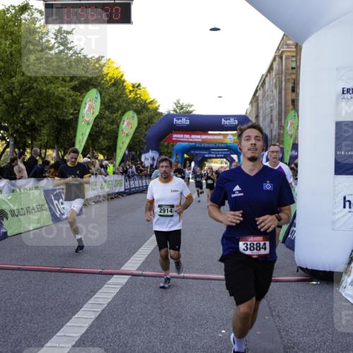 01.09.2024 - BARMER Alsterlauf Kathrin Stürmer Photography http://msf.ph/oto/6969854 01.09.2024 09:56:18 Ziel 2319, 2342, 2405, 2415, 2426, 3054, 3229, 3358, 3359, 3859, 3924, 3945, 4065, 4260, 4280, 4350, 4462, 4768, 4769, 5035, 5176, 8059, 2874, 2914, 3191, 3207, 3352, 3425, 3536, 3561, 3872, 3884, 3929, 3997, 4023, 4128, 4178, 4357, 4473, 4735, 4736, 4896 meine-sportfotos.de