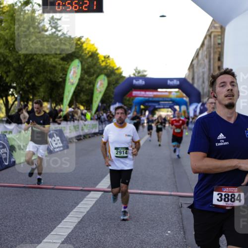 01.09.2024 - BARMER Alsterlauf Kathrin Stürmer Photography http://msf.ph/oto/6969856 01.09.2024 09:56:18 Ziel 2319, 2342, 2405, 2415, 2426, 3054, 3229, 3358, 3359, 3859, 3924, 3945, 4065, 4260, 4280, 4350, 4462, 4768, 4769, 5035, 5176, 8059, 2874, 2914, 3191, 3207, 3352, 3425, 3536, 3561, 3872, 3884, 3929, 3997, 4023, 4128, 4178, 4357, 4473, 4735, 4736, 4896 meine-sportfotos.de