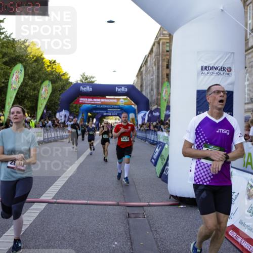 01.09.2024 - BARMER Alsterlauf Kathrin Stürmer Photography http://msf.ph/oto/6969863 01.09.2024 09:56:19 Ziel 2319, 2342, 2405, 2415, 2426, 3054, 3229, 3358, 3359, 3859, 3924, 3945, 4065, 4260, 4280, 4350, 4462, 4768, 4769, 5035, 5176, 8059, 2874, 2914, 3191, 3207, 3352, 3425, 3536, 3561, 3872, 3884, 3929, 3997, 4023, 4128, 4178, 4357, 4473, 4735, 4736, 4896 meine-sportfotos.de