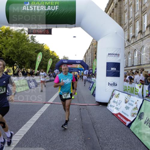 01.09.2024 - BARMER Alsterlauf Kathrin Stürmer Photography http://msf.ph/oto/6969867 01.09.2024 09:56:24 Ziel 2319, 2342, 2405, 2426, 2525, 3054, 3229, 3321, 3337, 3358, 3359, 3924, 4065, 4260, 4280, 4350, 4462, 4550, 4733, 4768, 4769, 4880, 5035, 5104, 5280, 8059, 2049, 2231, 2371, 2869, 2874, 2914, 3184, 3191, 3207, 3352, 3425, 3453, 3822, 3872, 3884, 3929, 4023, 4128, 4357, 4473, 4584, 4655, 4736, 4896, 8237 meine-sportfotos.de