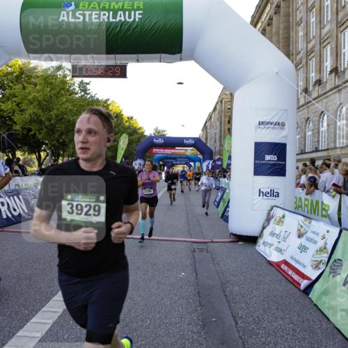 01.09.2024 - BARMER Alsterlauf Kathrin Stürmer Photography http://msf.ph/oto/6969876 01.09.2024 09:56:26 Ziel 2319, 2342, 2405, 2426, 2525, 2867, 3054, 3229, 3321, 3335, 3337, 3358, 3359, 3924, 4065, 4260, 4280, 4350, 4462, 4550, 4733, 4750, 4768, 4769, 4880, 5035, 5104, 5280, 2049, 2231, 2371, 2869, 2874, 3144, 3184, 3191, 3207, 3352, 3425, 3453, 3822, 3929, 4023, 4128, 4264, 4473, 4584, 4655, 4736, 8237 meine-sportfotos.de