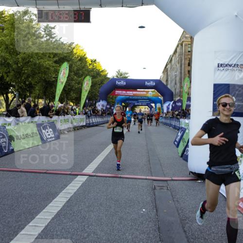 01.09.2024 - BARMER Alsterlauf Kathrin Stürmer Photography http://msf.ph/oto/6969904 01.09.2024 09:56:35 Ziel 2050, 2228, 2342, 2367, 2400, 2525, 2867, 3054, 3229, 3262, 3321, 3335, 3337, 3345, 3584, 3870, 3924, 4065, 4528, 4550, 4570, 4673, 4694, 4733, 4750, 4880, 5104, 5280, 8164, 2049, 2231, 2371, 2869, 3144, 3184, 3453, 3617, 3822, 3952, 4264, 4505, 4584, 4655, 4843, 5091, 8024, 8153, 8237 meine-sportfotos.de