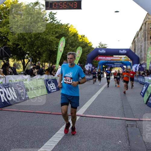 01.09.2024 - BARMER Alsterlauf Kathrin Stürmer Photography http://msf.ph/oto/6969912 01.09.2024 09:56:40 Ziel 2050, 2228, 2367, 2374, 2400, 2525, 2867, 3262, 3321, 3335, 3337, 3345, 3584, 3767, 3864, 3870, 3964, 4195, 4528, 4550, 4570, 4673, 4694, 4733, 4750, 4880, 4919, 5104, 5280, 8164, 2446, 3144, 3617, 3952, 4264, 4505, 4638, 4843, 4973, 4992, 5091, 8024, 8153, 8159, 8197, 8336, 8369 meine-sportfotos.de