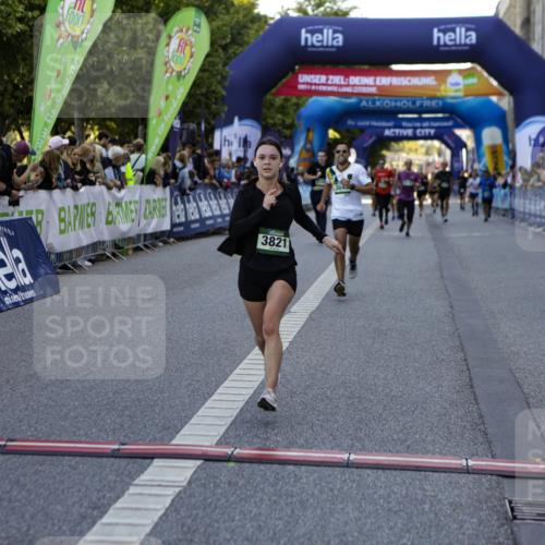 01.09.2024 - BARMER Alsterlauf Kathrin Stürmer Photography http://msf.ph/oto/6969943 01.09.2024 09:56:55 Ziel 2058, 2264, 2374, 2695, 2852, 2896, 2941, 2952, 3084, 3085, 3246, 3381, 3696, 3767, 3864, 3904, 3964, 4007, 4195, 4210, 4720, 4786, 4919, 5219, 2833, 3645, 3821, 4410, 8106, 8116, 8138, 8160, 8336, 8358 meine-sportfotos.de