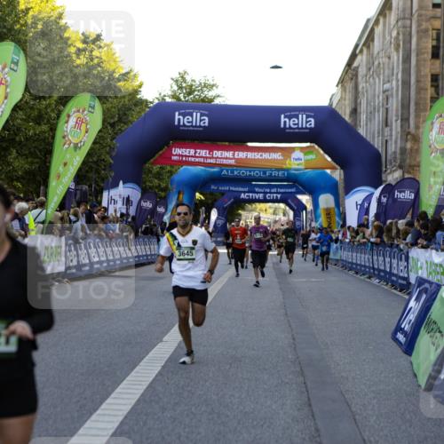 01.09.2024 - BARMER Alsterlauf Kathrin Stürmer Photography http://msf.ph/oto/6969948 01.09.2024 09:56:56 Ziel 2058, 2264, 2374, 2695, 2852, 2896, 2941, 2952, 3084, 3085, 3246, 3381, 3696, 3767, 3864, 3904, 3964, 4007, 4195, 4210, 4720, 4786, 4919, 5219, 2833, 3645, 3821, 4410, 8106, 8116, 8138, 8160, 8358 meine-sportfotos.de