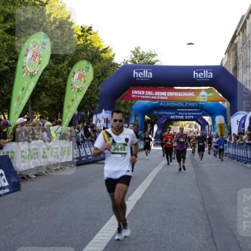 01.09.2024 - BARMER Alsterlauf Kathrin Stürmer Photography http://msf.ph/oto/6969953 01.09.2024 09:56:57 Ziel 2058, 2148, 2264, 2374, 2695, 2852, 2896, 2941, 2952, 3084, 3085, 3246, 3381, 3696, 3767, 3904, 4007, 4195, 4210, 4720, 4786, 4919, 5219, 2809, 3645, 3821, 4021, 4410, 8106, 8116, 8138, 8160, 8358 meine-sportfotos.de