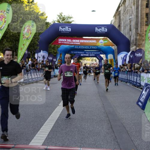 01.09.2024 - BARMER Alsterlauf Kathrin Stürmer Photography http://msf.ph/oto/6969959 01.09.2024 09:57:01 Ziel 2058, 2063, 2101, 2148, 2264, 2695, 2852, 2896, 2941, 2952, 3084, 3085, 3224, 3233, 3236, 3246, 3381, 3696, 3904, 4007, 4210, 4590, 4720, 4786, 5219, 8204, 2373, 2809, 3588, 3645, 3821, 3988, 4021, 4022, 4353, 4499, 4760, 5257, 8116, 8160 meine-sportfotos.de
