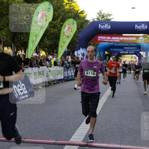 01.09.2024 - BARMER Alsterlauf Kathrin Stürmer Photography http://msf.ph/oto/6969964 01.09.2024 09:57:01 Ziel 2058, 2063, 2101, 2148, 2264, 2695, 2852, 2896, 2941, 2952, 3084, 3085, 3224, 3233, 3236, 3246, 3381, 3696, 3904, 4007, 4210, 4590, 4720, 4786, 5219, 8204, 2373, 2809, 3588, 3645, 3821, 3988, 4021, 4022, 4353, 4499, 4760, 5257, 8116, 8160 meine-sportfotos.de