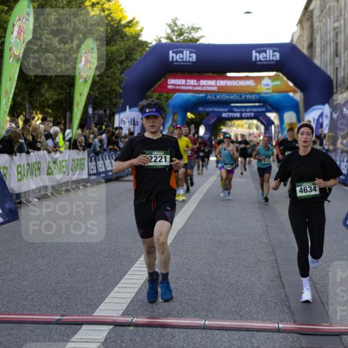 01.09.2024 - BARMER Alsterlauf Kathrin Stürmer Photography http://msf.ph/oto/6969987 01.09.2024 09:57:18 Ziel 2063, 2101, 2301, 2694, 2781, 2817, 2999, 3009, 3068, 3224, 3233, 3236, 3270, 3552, 4139, 4296, 4464, 4472, 4490, 4513, 4590, 4732, 5163, 5172, 5221, 5235, 8204, 2221, 2302, 2530, 2671, 2783, 3027, 3048, 3145, 3334, 3386, 3455, 3596, 3636, 4190, 4269, 4606, 4634, 4698, 5073, 5241, 8142, 8198 meine-sportfotos.de