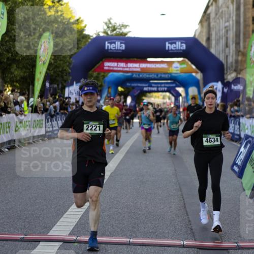 01.09.2024 - BARMER Alsterlauf Kathrin Stürmer Photography http://msf.ph/oto/6969988 01.09.2024 09:57:18 Ziel 2063, 2101, 2301, 2694, 2781, 2817, 2999, 3009, 3068, 3224, 3233, 3236, 3270, 3552, 4139, 4296, 4464, 4472, 4490, 4513, 4590, 4732, 5163, 5172, 5221, 5235, 8204, 2221, 2302, 2530, 2671, 2783, 3027, 3048, 3145, 3334, 3386, 3455, 3596, 3636, 4190, 4269, 4606, 4634, 4698, 5073, 5241, 8142, 8198 meine-sportfotos.de