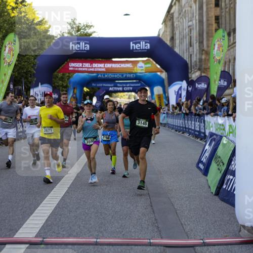 01.09.2024 - BARMER Alsterlauf Kathrin Stürmer Photography http://msf.ph/oto/6969991 01.09.2024 09:57:20 Ziel 2063, 2301, 2694, 2781, 2817, 2999, 3009, 3068, 3205, 3224, 3233, 3236, 3270, 3552, 4139, 4296, 4464, 4472, 4490, 4513, 4732, 5163, 5172, 5221, 5235, 2135, 2221, 2302, 2530, 2671, 2783, 3048, 3145, 3334, 3455, 3596, 3636, 4190, 4269, 4425, 4606, 4634, 4698, 5241, 8142, 8198 meine-sportfotos.de