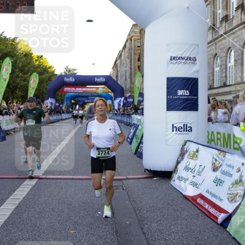 01.09.2024 - BARMER Alsterlauf Kathrin Stürmer Photography http://msf.ph/oto/6970015 01.09.2024 09:57:31 Ziel 2345, 2680, 2817, 2999, 3009, 3205, 3227, 3414, 3552, 3624, 3626, 4076, 4139, 4296, 4379, 4490, 4513, 4732, 5163, 5221, 5235, 2135, 2302, 3048, 3111, 3455, 3724, 3743, 4135, 4190, 4269, 4425, 4479, 4998, 5222, 5292, 8045, 8142, 8303 meine-sportfotos.de