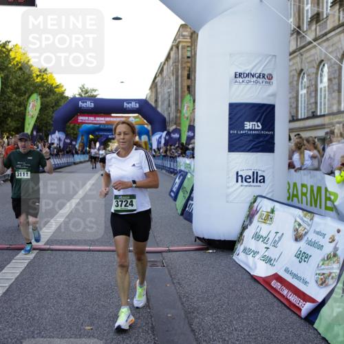 01.09.2024 - BARMER Alsterlauf Kathrin Stürmer Photography http://msf.ph/oto/6970016 01.09.2024 09:57:31 Ziel 2345, 2680, 2817, 2999, 3009, 3205, 3227, 3414, 3552, 3624, 3626, 4076, 4139, 4296, 4379, 4490, 4513, 4732, 5163, 5221, 5235, 2135, 2302, 3048, 3111, 3455, 3724, 3743, 4135, 4190, 4269, 4425, 4479, 4998, 5222, 5292, 8045, 8142, 8303 meine-sportfotos.de