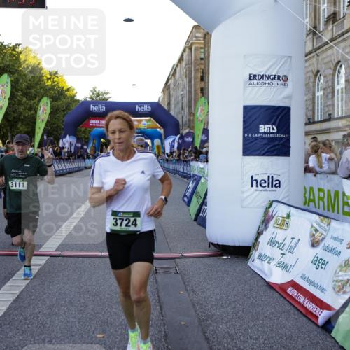 01.09.2024 - BARMER Alsterlauf Kathrin Stürmer Photography http://msf.ph/oto/6970018 01.09.2024 09:57:31 Ziel 2345, 2680, 2817, 2999, 3009, 3205, 3227, 3414, 3552, 3624, 3626, 4076, 4139, 4296, 4379, 4490, 4513, 4732, 5163, 5221, 5235, 2135, 2302, 3048, 3111, 3455, 3724, 3743, 4135, 4190, 4269, 4425, 4479, 4998, 5222, 5292, 8045, 8142, 8303 meine-sportfotos.de