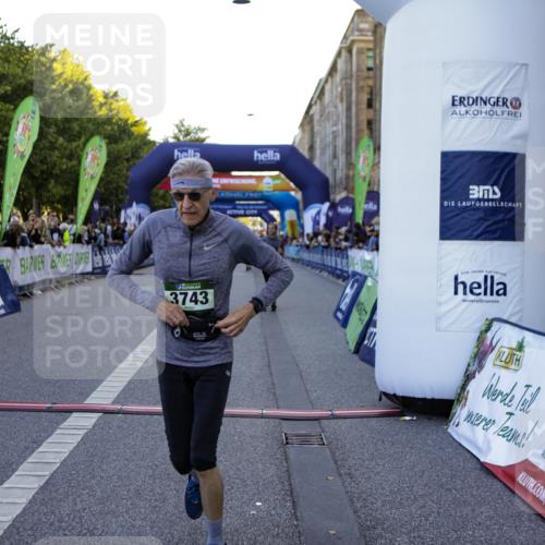 01.09.2024 - BARMER Alsterlauf Kathrin Stürmer Photography http://msf.ph/oto/6970025 01.09.2024 09:57:33 Ziel 2345, 2680, 2999, 3205, 3227, 3414, 3552, 3624, 3626, 4076, 4139, 4296, 4345, 4379, 4490, 4513, 4732, 4981, 5163, 5221, 5235, 2135, 2302, 2678, 3111, 3455, 3724, 3743, 4135, 4269, 4425, 4479, 4998, 5222, 5292, 8045, 8137, 8142, 8303 meine-sportfotos.de