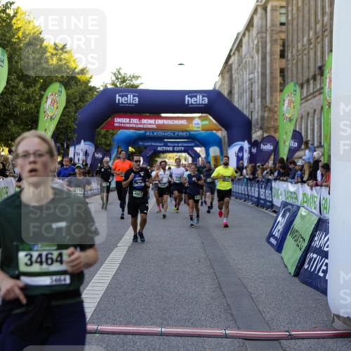 01.09.2024 - BARMER Alsterlauf Kathrin Stürmer Photography http://msf.ph/oto/6970068 01.09.2024 09:57:48 Ziel 2172, 2465, 2796, 2857, 3004, 3227, 3414, 3450, 3501, 3675, 3927, 3982, 4047, 4050, 4120, 4345, 4496, 4610, 4826, 4981, 8206, 8239, 1176, 2062, 2242, 2479, 2770, 2905, 2925, 2944, 3017, 3214, 3217, 3435, 3464, 3468, 3783, 3803, 3951, 4150, 4384, 4440, 4498, 4510, 4907, 5065, 8019, 8060, 8067, 8084, 8102, 8137, 8172, 8242 meine-sportfotos.de