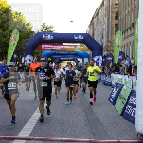 01.09.2024 - BARMER Alsterlauf Kathrin Stürmer Photography http://msf.ph/oto/6970077 01.09.2024 09:57:50 Ziel 2172, 2465, 2796, 2857, 3004, 3227, 3450, 3501, 3675, 3927, 3982, 4047, 4050, 4120, 4345, 4468, 4496, 4610, 4826, 4981, 8206, 8239, 1176, 2062, 2242, 2479, 2770, 2905, 2944, 3017, 3217, 3435, 3464, 3468, 3783, 3803, 3951, 4150, 4384, 4440, 4498, 4510, 4907, 5065, 8019, 8060, 8084, 8102, 8172, 8242 meine-sportfotos.de