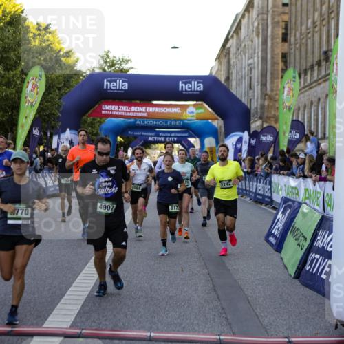01.09.2024 - BARMER Alsterlauf Kathrin Stürmer Photography http://msf.ph/oto/6970078 01.09.2024 09:57:50 Ziel 2172, 2465, 2796, 2857, 3004, 3227, 3450, 3501, 3675, 3927, 3982, 4047, 4050, 4120, 4345, 4468, 4496, 4610, 4826, 4981, 8206, 8239, 1176, 2062, 2242, 2479, 2770, 2905, 2944, 3017, 3217, 3435, 3464, 3468, 3783, 3803, 3951, 4150, 4384, 4440, 4498, 4510, 4907, 5065, 8019, 8060, 8084, 8102, 8172, 8242 meine-sportfotos.de