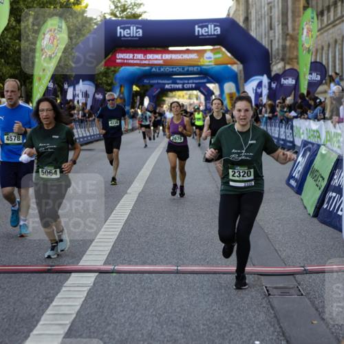 01.09.2024 - BARMER Alsterlauf Kathrin Stürmer Photography http://msf.ph/oto/6970085 01.09.2024 09:58:01 Ziel 2757, 2795, 2796, 2857, 3450, 3486, 3501, 3828, 3829, 3830, 3831, 3832, 3901, 3927, 3982, 4050, 4072, 4120, 4147, 4196, 4331, 4396, 4397, 4468, 4496, 4531, 4579, 4585, 4610, 4711, 4799, 5233, 8239, 1176, 2320, 2479, 2675, 2885, 3017, 3030, 3217, 3234, 3342, 3468, 3803, 4163, 4226, 4498, 4577, 4578, 4853, 4890, 5064, 5230, 8178 meine-sportfotos.de