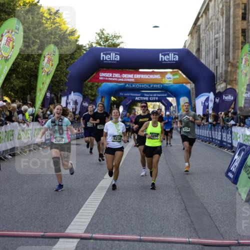 01.09.2024 - BARMER Alsterlauf Kathrin Stürmer Photography http://msf.ph/oto/6970099 01.09.2024 09:58:07 Ziel 2757, 2795, 2796, 3486, 3828, 3829, 3830, 3831, 3832, 3901, 4008, 4072, 4147, 4196, 4331, 4396, 4397, 4468, 4531, 4579, 4585, 4610, 4711, 4799, 4881, 5233, 8239, 2320, 2632, 2675, 2885, 3030, 3234, 3342, 3711, 3744, 3972, 3984, 4163, 4226, 4376, 4394, 4577, 4578, 4853, 4890, 5064, 5230, 8178 meine-sportfotos.de