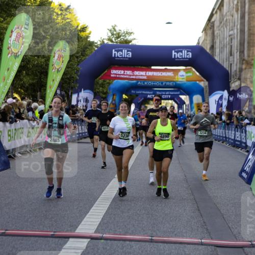 01.09.2024 - BARMER Alsterlauf Kathrin Stürmer Photography http://msf.ph/oto/6970102 01.09.2024 09:58:07 Ziel 2757, 2795, 2796, 3486, 3828, 3829, 3830, 3831, 3832, 3901, 4008, 4072, 4147, 4196, 4331, 4396, 4397, 4468, 4531, 4579, 4585, 4610, 4711, 4799, 4881, 5233, 8239, 2320, 2632, 2675, 2885, 3030, 3234, 3342, 3711, 3744, 3972, 3984, 4163, 4226, 4376, 4394, 4577, 4578, 4853, 4890, 5064, 5230, 8178 meine-sportfotos.de