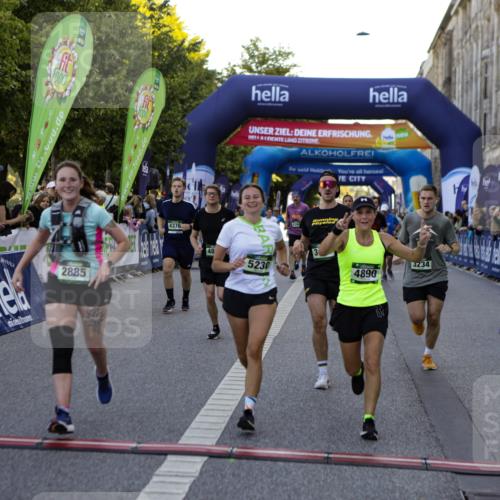 01.09.2024 - BARMER Alsterlauf Kathrin Stürmer Photography http://msf.ph/oto/6970107 01.09.2024 09:58:08 Ziel 2757, 2795, 3486, 3828, 3829, 3830, 3831, 3832, 3901, 4008, 4072, 4147, 4196, 4331, 4396, 4397, 4468, 4531, 4579, 4585, 4610, 4711, 4799, 4881, 5233, 2632, 2675, 2885, 3030, 3071, 3234, 3342, 3711, 3744, 3972, 3984, 4163, 4189, 4226, 4376, 4394, 4577, 4853, 4890, 5230, 8178 meine-sportfotos.de
