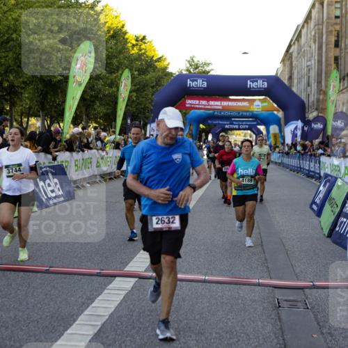 01.09.2024 - BARMER Alsterlauf Kathrin Stürmer Photography http://msf.ph/oto/6970117 01.09.2024 09:58:16 Ziel 2588, 2757, 2759, 2760, 3231, 3245, 3285, 3375, 3460, 3542, 3699, 3828, 3829, 3830, 3831, 3832, 4008, 4147, 4331, 4401, 4711, 4799, 4881, 2035, 2052, 2392, 2617, 2632, 3071, 3234, 3662, 3711, 3744, 3972, 3978, 3984, 4189, 4265, 4376, 4394, 4765, 4853, 4988, 5071, 8018, 8136, 8381 meine-sportfotos.de
