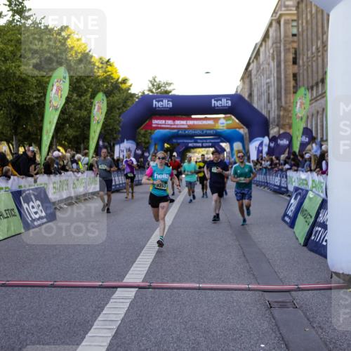 01.09.2024 - BARMER Alsterlauf Kathrin Stürmer Photography http://msf.ph/oto/6970127 01.09.2024 09:58:26 Ziel 2441, 2588, 2759, 2760, 3033, 3231, 3243, 3245, 3285, 3375, 3460, 3542, 3699, 3983, 4230, 4268, 4401, 4596, 4682, 5040, 5199, 8218, 8256, 2035, 2392, 2430, 2617, 2634, 2855, 3353, 3646, 3662, 3856, 3894, 3978, 4265, 4352, 4636, 4723, 4765, 5071, 5126, 8133, 8136, 8174, 8263, 8381 meine-sportfotos.de
