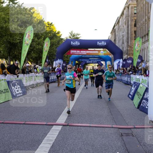 01.09.2024 - BARMER Alsterlauf Kathrin Stürmer Photography http://msf.ph/oto/6970129 01.09.2024 09:58:26 Ziel 2441, 2588, 2759, 2760, 3033, 3231, 3243, 3245, 3285, 3375, 3460, 3542, 3699, 3983, 4230, 4268, 4401, 4596, 4682, 5040, 5199, 8218, 8256, 2035, 2392, 2430, 2617, 2634, 2855, 3353, 3646, 3662, 3856, 3894, 3978, 4265, 4352, 4636, 4723, 4765, 5071, 5126, 8133, 8136, 8174, 8263, 8381 meine-sportfotos.de