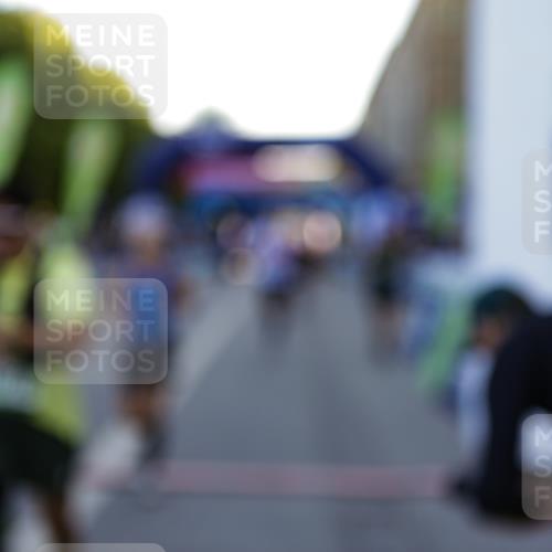 01.09.2024 - BARMER Alsterlauf Kathrin Stürmer Photography http://msf.ph/oto/6970174 01.09.2024 09:58:41 Ziel 2425, 2467, 2582, 2684, 2828, 2863, 2895, 2897, 3033, 3154, 3201, 3249, 3283, 3692, 3717, 3977, 3983, 4230, 4266, 4268, 4596, 4779, 5018, 5192, 5193, 5199, 5251, 8218, 8256, 2037, 2403, 2428, 2649, 2832, 2868, 3438, 3755, 3894, 4071, 4474, 4618, 4850, 4888, 5014, 5126, 8202 meine-sportfotos.de