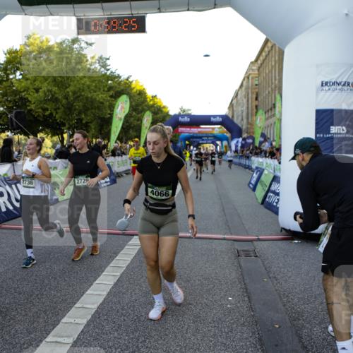 01.09.2024 - BARMER Alsterlauf Kathrin Stürmer Photography http://msf.ph/oto/6970216 01.09.2024 09:59:24 Ziel 2087, 2355, 2390, 2412, 2417, 2950, 3311, 3315, 3510, 3748, 3940, 4151, 4278, 4325, 4361, 4392, 4524, 4557, 4930, 5204, 5205, 5237, 8010, 8321, 2020, 2038, 2252, 2303, 2445, 2603, 2719, 2729, 2736, 3115, 3485, 3603, 3758, 4066, 4212, 4232, 4432, 4444, 4708, 4722, 5231, 5298, 8057, 8111, 8134, 8148, 8281 meine-sportfotos.de