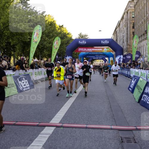 01.09.2024 - BARMER Alsterlauf Kathrin Stürmer Photography http://msf.ph/oto/6970223 01.09.2024 09:59:27 Ziel 2087, 2355, 2417, 2950, 3311, 3315, 3510, 3748, 3940, 4325, 4392, 4524, 4557, 5204, 5205, 5237, 8010, 8321, 8352, 2038, 2223, 2252, 2303, 2445, 2603, 2719, 2729, 2736, 3115, 3603, 3758, 4066, 4212, 4232, 4432, 4495, 4708, 4722, 5231, 8111, 8134, 8148, 8281 meine-sportfotos.de