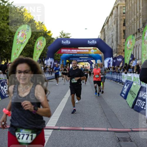 01.09.2024 - BARMER Alsterlauf Kathrin Stürmer Photography http://msf.ph/oto/6970250 01.09.2024 09:59:39 Ziel 2057, 2159, 2417, 2503, 2766, 2877, 2908, 2909, 3311, 3315, 3586, 3673, 3815, 4302, 4405, 4557, 4737, 4904, 4984, 5135, 8033, 8222, 8352, 8371, 2079, 2223, 2304, 2323, 2771, 3010, 3185, 3718, 3737, 3758, 3888, 4005, 4045, 4482, 4495, 4575, 4605, 4727, 4867, 4980, 5016, 5146, 5148, 5266, 5302, 8141, 8345 meine-sportfotos.de