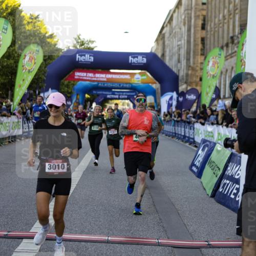 01.09.2024 - BARMER Alsterlauf Kathrin Stürmer Photography http://msf.ph/oto/6970259 01.09.2024 09:59:41 Ziel 2057, 2159, 2503, 2766, 2877, 2908, 2909, 2912, 3053, 3070, 3311, 3315, 3586, 3673, 3815, 4302, 4405, 4557, 4737, 4904, 4984, 5135, 8033, 8222, 8352, 8371, 2079, 2304, 2323, 2771, 3010, 3185, 3718, 3737, 3888, 4005, 4045, 4056, 4482, 4488, 4495, 4575, 4605, 4635, 4727, 4867, 4980, 5016, 5146, 5148, 5266, 5302, 8141, 8345 meine-sportfotos.de