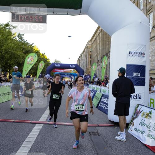 01.09.2024 - BARMER Alsterlauf Kathrin Stürmer Photography http://msf.ph/oto/6970292 01.09.2024 09:59:53 Ziel 2057, 2159, 2361, 2395, 2396, 2401, 2503, 2766, 2912, 3053, 3070, 3288, 3586, 3673, 3815, 4141, 4302, 4391, 4405, 4604, 5135, 8032, 8033, 8101, 8201, 8371, 2155, 2304, 2335, 2545, 2562, 2620, 2918, 3366, 3390, 3888, 4045, 4056, 4227, 4294, 4488, 4635, 4887, 5146, 5148, 5153, 5169, 5212, 5299, 5302 meine-sportfotos.de