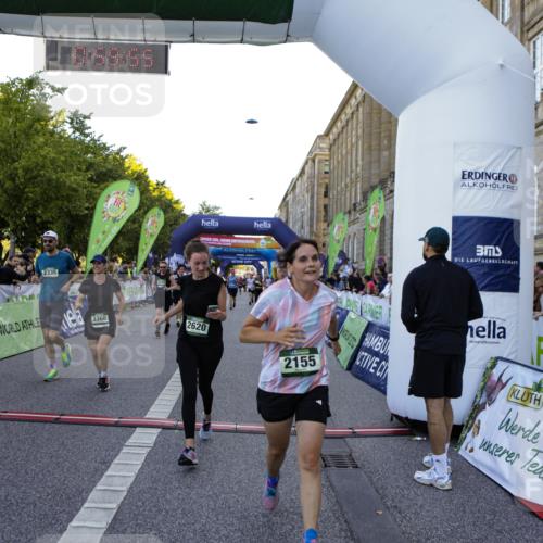 01.09.2024 - BARMER Alsterlauf Kathrin Stürmer Photography http://msf.ph/oto/6970293 01.09.2024 09:59:53 Ziel 2057, 2159, 2361, 2395, 2396, 2401, 2503, 2766, 2912, 3053, 3070, 3288, 3586, 3673, 3815, 4141, 4302, 4391, 4405, 4604, 5135, 8032, 8033, 8101, 8201, 8371, 2155, 2304, 2335, 2545, 2562, 2620, 2918, 3366, 3390, 3888, 4045, 4056, 4227, 4294, 4488, 4635, 4887, 5146, 5148, 5153, 5169, 5212, 5299, 5302 meine-sportfotos.de