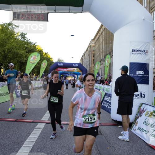 01.09.2024 - BARMER Alsterlauf Kathrin Stürmer Photography http://msf.ph/oto/6970294 01.09.2024 09:59:53 Ziel 2057, 2159, 2361, 2395, 2396, 2401, 2503, 2766, 2912, 3053, 3070, 3288, 3586, 3673, 3815, 4141, 4302, 4391, 4405, 4604, 5135, 8032, 8033, 8101, 8201, 8371, 2155, 2304, 2335, 2545, 2562, 2620, 2918, 3366, 3390, 3888, 4045, 4056, 4227, 4294, 4488, 4635, 4887, 5146, 5148, 5153, 5169, 5212, 5299, 5302 meine-sportfotos.de
