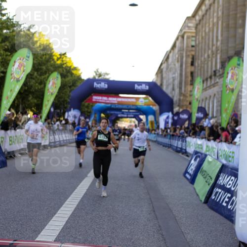 01.09.2024 - BARMER Alsterlauf Kathrin Stürmer Photography http://msf.ph/oto/6970302 01.09.2024 09:59:57 Ziel 2057, 2361, 2395, 2396, 2401, 2912, 3053, 3070, 3288, 3324, 3673, 4141, 4302, 4391, 4405, 4604, 4944, 5135, 8032, 8033, 8101, 8201, 8371, 2155, 2335, 2545, 2562, 2620, 2910, 2918, 3366, 3390, 3686, 4227, 4294, 4304, 4693, 4887, 5153, 5169, 5177, 5212, 5299, 8342 meine-sportfotos.de