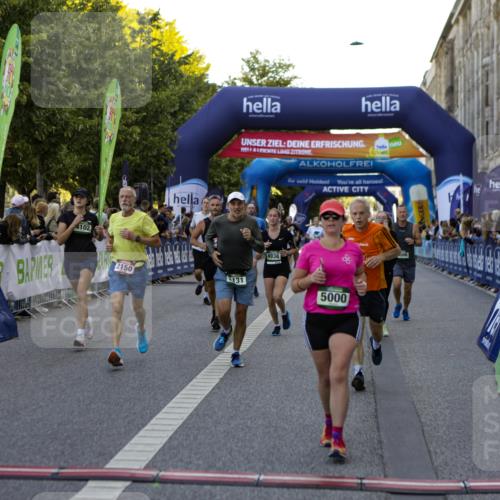 01.09.2024 - BARMER Alsterlauf Kathrin Stürmer Photography http://msf.ph/oto/6970308 01.09.2024 10:00:28 Ziel 2176, 2197, 2398, 2715, 3223, 3316, 3367, 3527, 3528, 3529, 3530, 3955, 4338, 4428, 4558, 4608, 4609, 4687, 4813, 4936, 5144, 5162, 8149, 2137, 2150, 2541, 2982, 3131, 3230, 3666, 3762, 4102, 4117, 4134, 4152, 4869, 4938, 4971, 5000, 5158 meine-sportfotos.de
