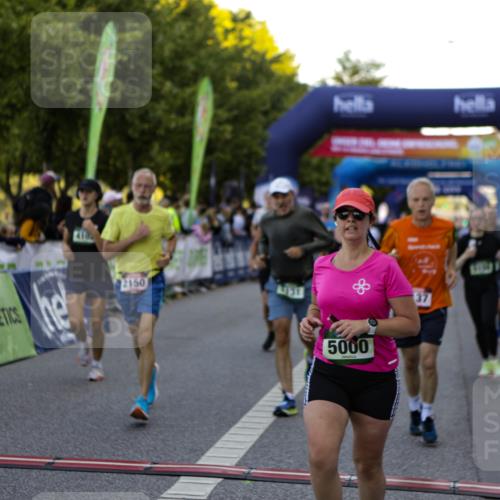 01.09.2024 - BARMER Alsterlauf Kathrin Stürmer Photography http://msf.ph/oto/6970314 01.09.2024 10:00:28 Ziel 2176, 2197, 2398, 2715, 3223, 3316, 3367, 3527, 3528, 3529, 3530, 3955, 4338, 4428, 4558, 4608, 4609, 4687, 4813, 4936, 5144, 5162, 8149, 2137, 2150, 2541, 2982, 3131, 3230, 3666, 3762, 4102, 4117, 4134, 4152, 4869, 4938, 4971, 5000, 5158 meine-sportfotos.de