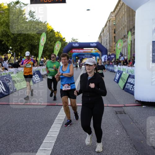 01.09.2024 - BARMER Alsterlauf Kathrin Stürmer Photography http://msf.ph/oto/6970331 01.09.2024 10:00:45 Ziel 2206, 2244, 2674, 2689, 3223, 3323, 3367, 3687, 3912, 4052, 4142, 4171, 4301, 4749, 4908, 4926, 4936, 5138, 8109, 2330, 2419, 2612, 2652, 2920, 2921, 3078, 3278, 3541, 3725, 3834, 3836, 4263, 4553, 4663, 4739, 4744, 8007, 8044, 8046, 8054, 8086, 8088, 8338 meine-sportfotos.de