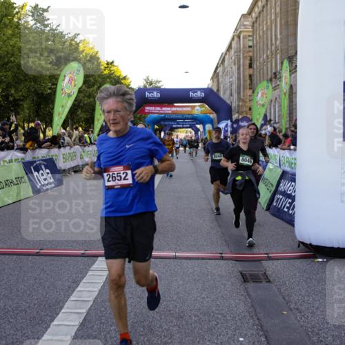01.09.2024 - BARMER Alsterlauf Kathrin Stürmer Photography http://msf.ph/oto/6970339 01.09.2024 10:00:51 Ziel 2206, 2244, 2245, 3470, 3912, 4052, 4142, 4171, 4301, 4749, 4908, 5138, 5310, 8109, 2330, 2605, 2612, 2652, 2901, 3278, 3312, 3630, 4395, 4537, 4553, 4663, 4739, 4744, 5023, 5106, 5107, 8007, 8044, 8046, 8054, 8338 meine-sportfotos.de