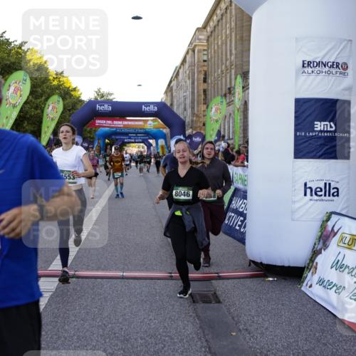 01.09.2024 - BARMER Alsterlauf Kathrin Stürmer Photography http://msf.ph/oto/6970342 01.09.2024 10:00:52 Ziel 2206, 2244, 2245, 3470, 3912, 4052, 4142, 4301, 4749, 4908, 5138, 5310, 8109, 8190, 2605, 2612, 2652, 2901, 3278, 3312, 3630, 4395, 4537, 4553, 4663, 4715, 4744, 5023, 5106, 5107, 8007, 8044, 8046, 8054, 8338 meine-sportfotos.de
