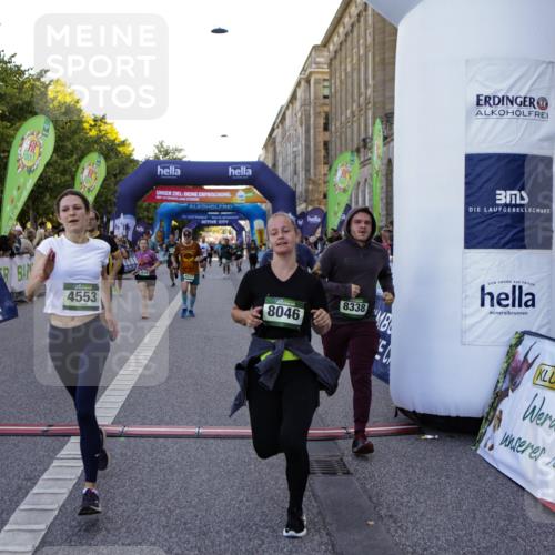 01.09.2024 - BARMER Alsterlauf Kathrin Stürmer Photography http://msf.ph/oto/6970344 01.09.2024 10:00:52 Ziel 2206, 2244, 2245, 3470, 3912, 4052, 4142, 4301, 4749, 4908, 5138, 5310, 8109, 8190, 2605, 2612, 2652, 2901, 3278, 3312, 3630, 4395, 4537, 4553, 4663, 4715, 4744, 5023, 5106, 5107, 8007, 8044, 8046, 8054, 8338 meine-sportfotos.de