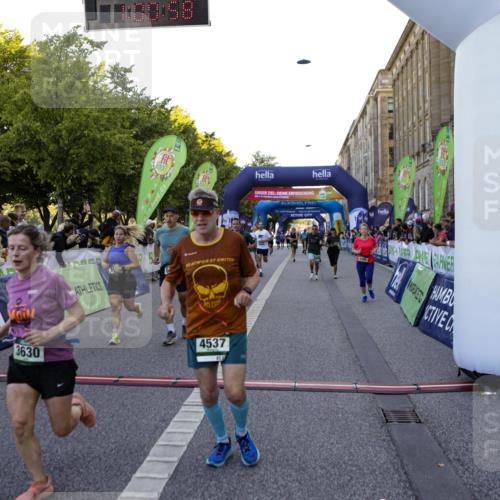 01.09.2024 - BARMER Alsterlauf Kathrin Stürmer Photography http://msf.ph/oto/6970353 01.09.2024 10:00:56 Ziel 2245, 3470, 3504, 3883, 3912, 4052, 4142, 4301, 4749, 4908, 5138, 5310, 8109, 8190, 2605, 2652, 2901, 3278, 3312, 3630, 3854, 4395, 4537, 4553, 4612, 4663, 4715, 5023, 5106, 5107, 8044, 8046, 8338 meine-sportfotos.de