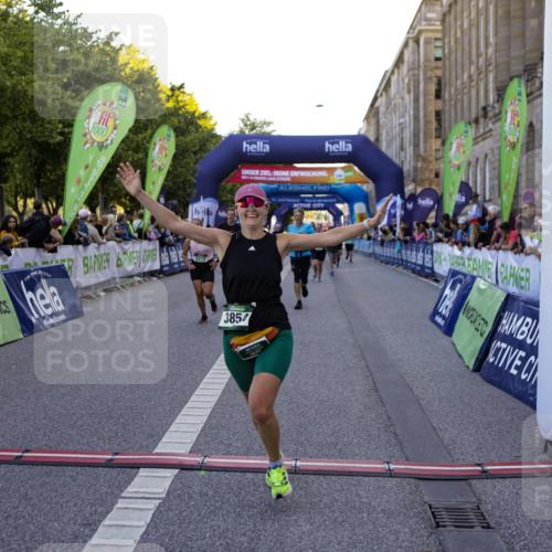 01.09.2024 - BARMER Alsterlauf Kathrin Stürmer Photography http://msf.ph/oto/6970376 01.09.2024 10:01:04 Ziel 2245, 2282, 2942, 3470, 3504, 3587, 3883, 4032, 4142, 4301, 5147, 5310, 8190, 2366, 2605, 2901, 2911, 3272, 3312, 3661, 3854, 3956, 4395, 4612, 4715, 4788, 5023, 8195 meine-sportfotos.de