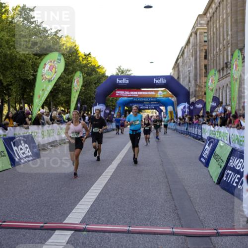 01.09.2024 - BARMER Alsterlauf Kathrin Stürmer Photography http://msf.ph/oto/6970383 01.09.2024 10:01:05 Ziel 2245, 2282, 2942, 3470, 3504, 3587, 3752, 3883, 4032, 4301, 4446, 5147, 5310, 8190, 2366, 2605, 2911, 3272, 3312, 3661, 3854, 3956, 4395, 4576, 4612, 4715, 4788, 5023, 8195 meine-sportfotos.de