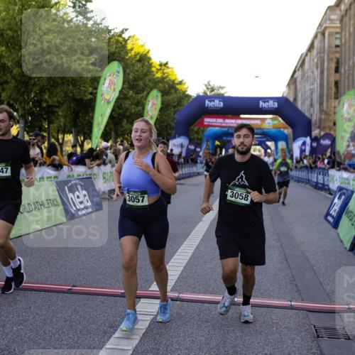 01.09.2024 - BARMER Alsterlauf Kathrin Stürmer Photography http://msf.ph/oto/6970447 01.09.2024 10:01:45 Ziel 2259, 2888, 3195, 3196, 3276, 3742, 3909, 3992, 4127, 4133, 4145, 4184, 4214, 4225, 4244, 4582, 4603, 4989, 5042, 2006, 2122, 2152, 2243, 2357, 2513, 2890, 2891, 3057, 3058, 3102, 3142, 3208, 3209, 3472, 3590, 3702, 4182, 4647, 4745, 4766, 4923, 5141, 5207 meine-sportfotos.de