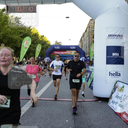 01.09.2024 - BARMER Alsterlauf Kathrin Stürmer Photography http://msf.ph/oto/6970479 01.09.2024 10:02:08 Ziel 2163, 2165, 2420, 2785, 2786, 2830, 2838, 2839, 3550, 3621, 3728, 3994, 4778, 4825, 4937, 8289, 8290, 2116, 2442, 2642, 2677, 2691, 2769, 2939, 3026, 3203, 3294, 3521, 3650, 3658, 3746, 3862, 4024, 4085, 4086, 4138, 4158, 4218, 4441, 4509, 4719, 4827, 4972, 5210, 5254, 5263, 8063, 8297 meine-sportfotos.de